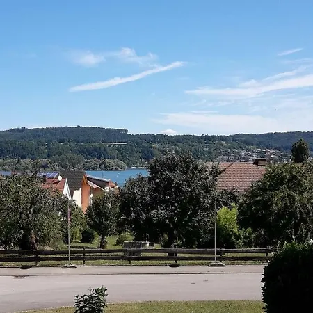 Schlosshalde